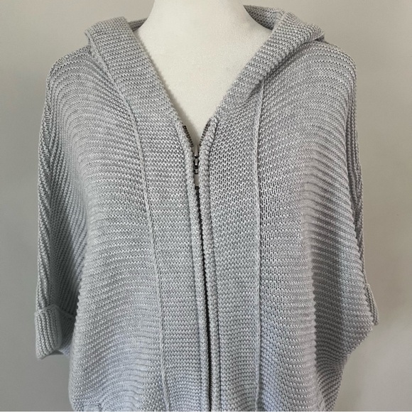 Kinross Oversized Chunky Knit Zip-Up Short-Sleeved Hooded Sweater | Size Small| - Picture 2 of 6